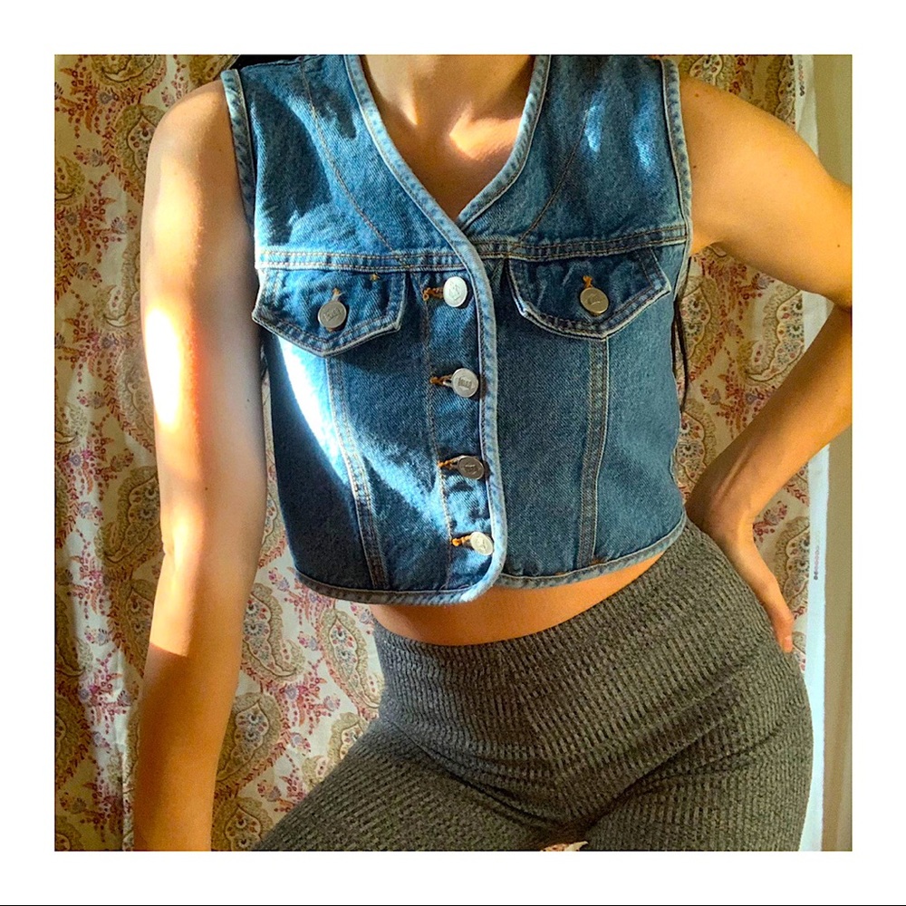 Vintage crop top